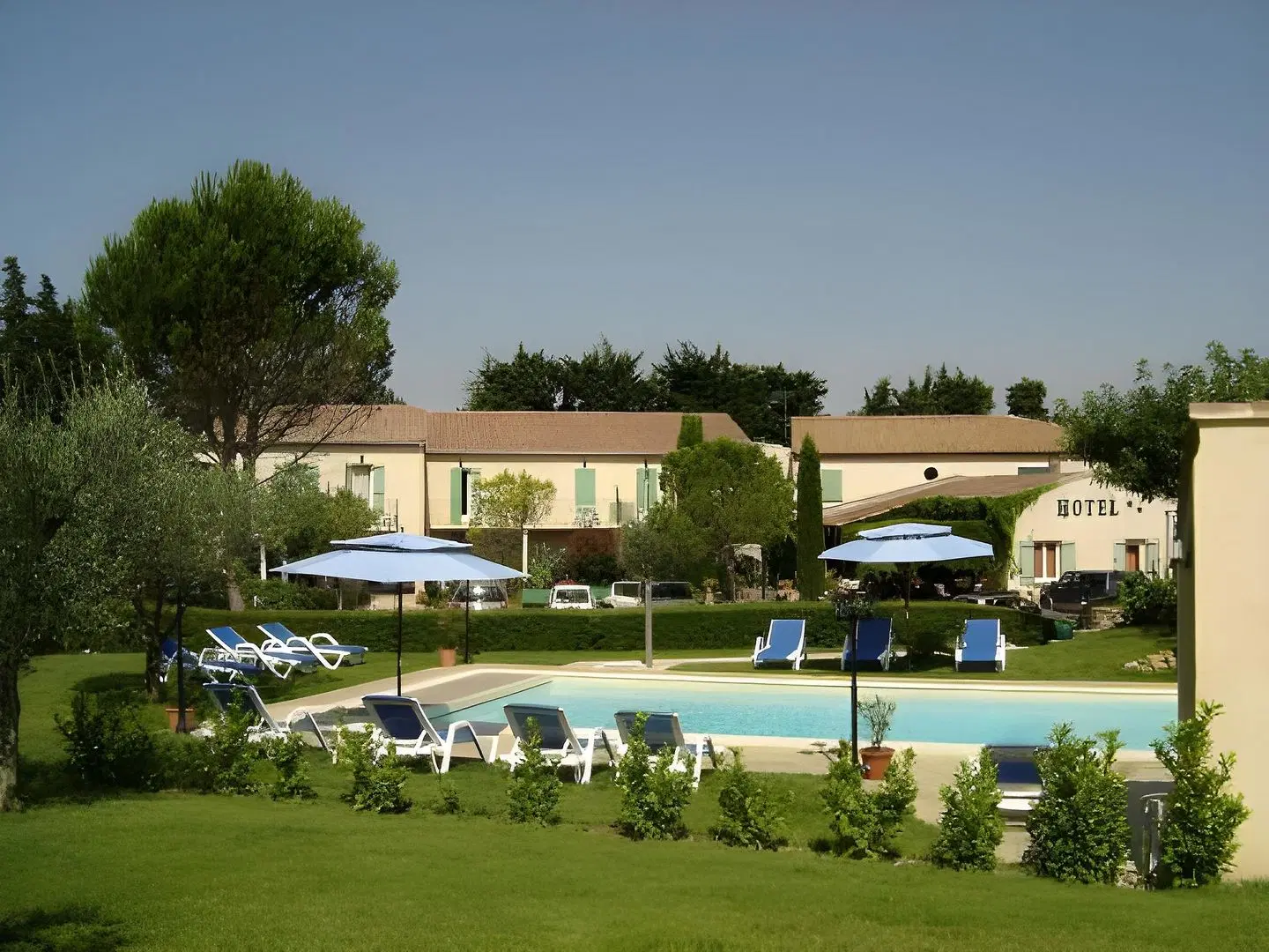 Le Pradet OUTDOOR_POOL