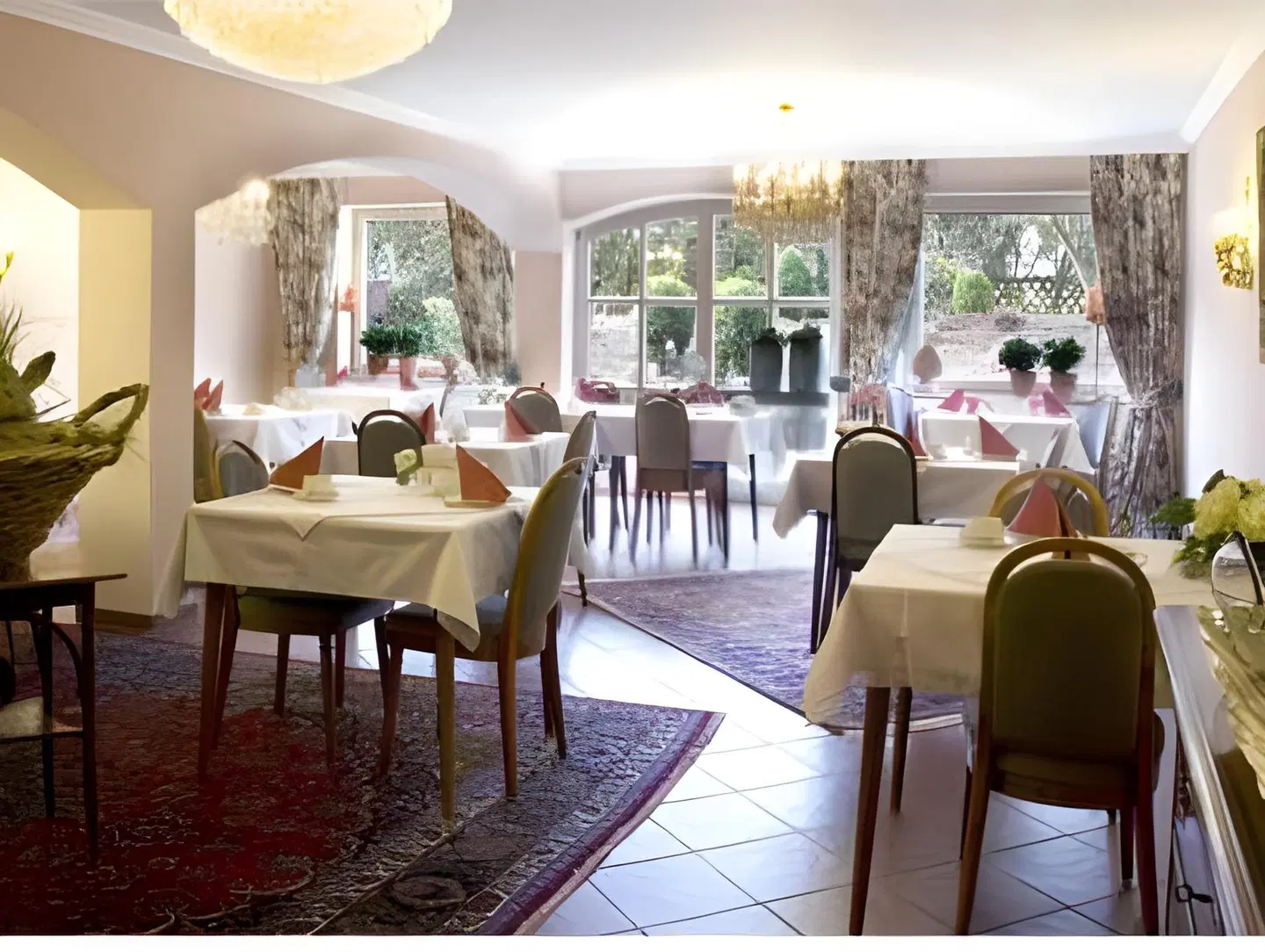Bellevue Garni Restaurant