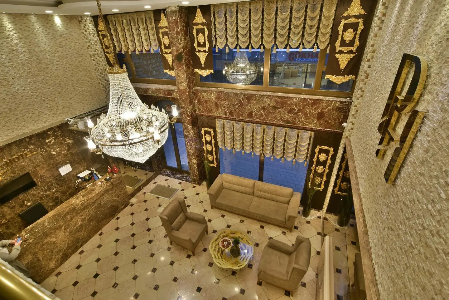 Pelican House Hotel Bar