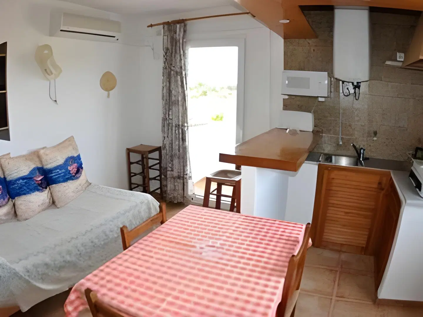 Apartamentos Mayans ROOM_EXAMPLE