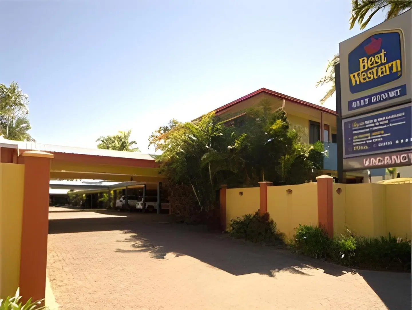 Reef Resort Motel EXTERIOR