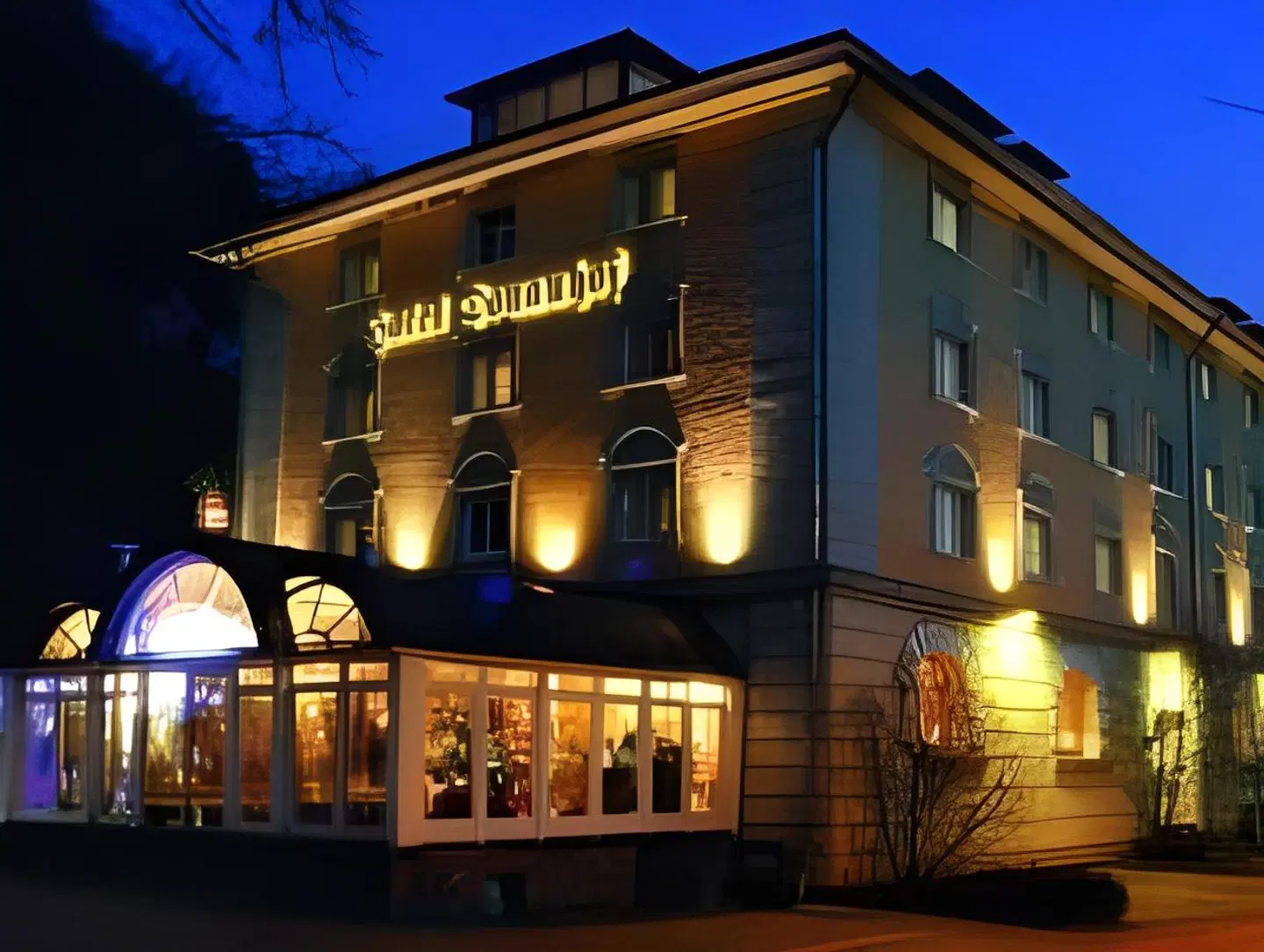Donauhof EXTERIOR