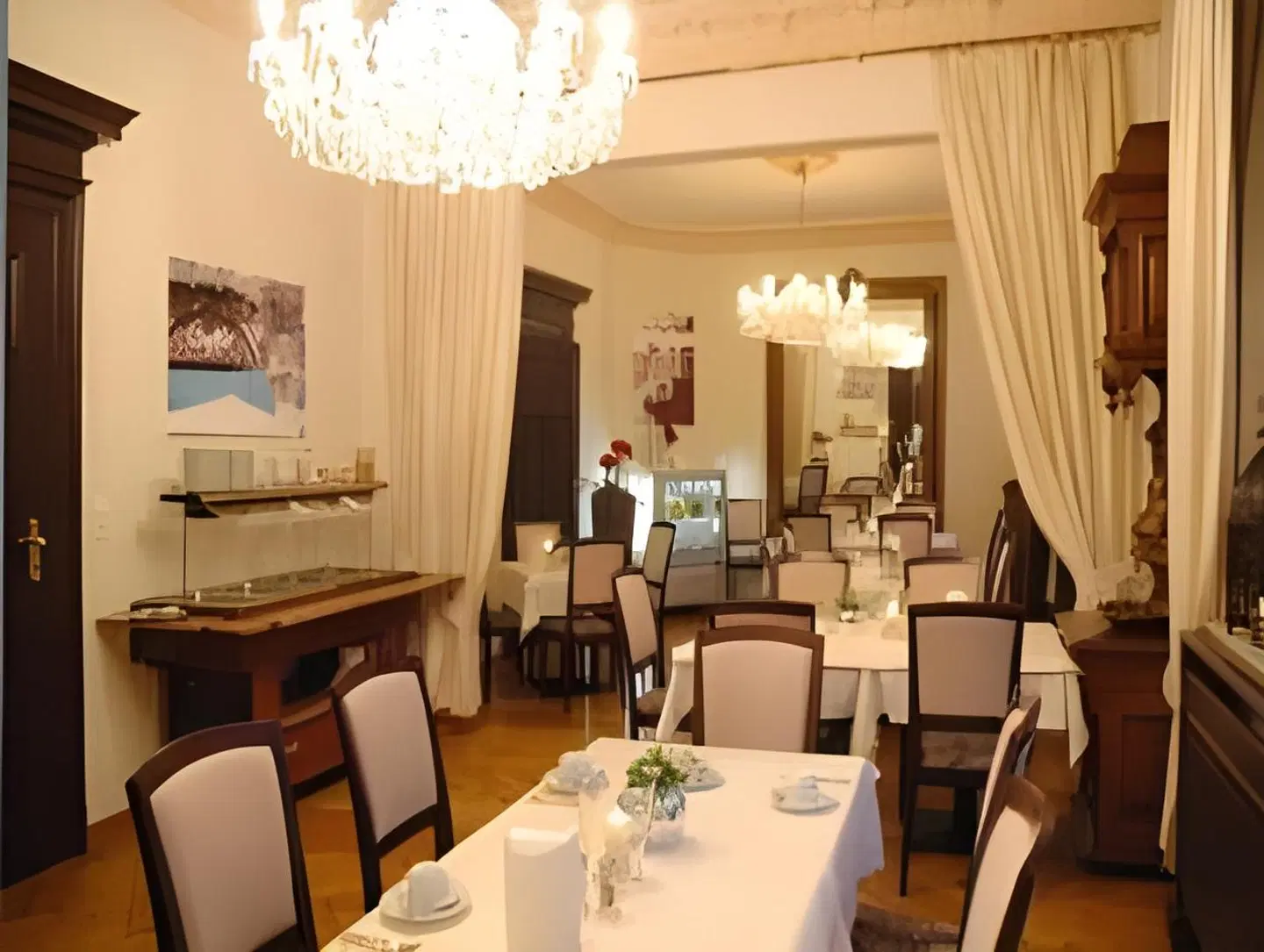 Villa Restaurant