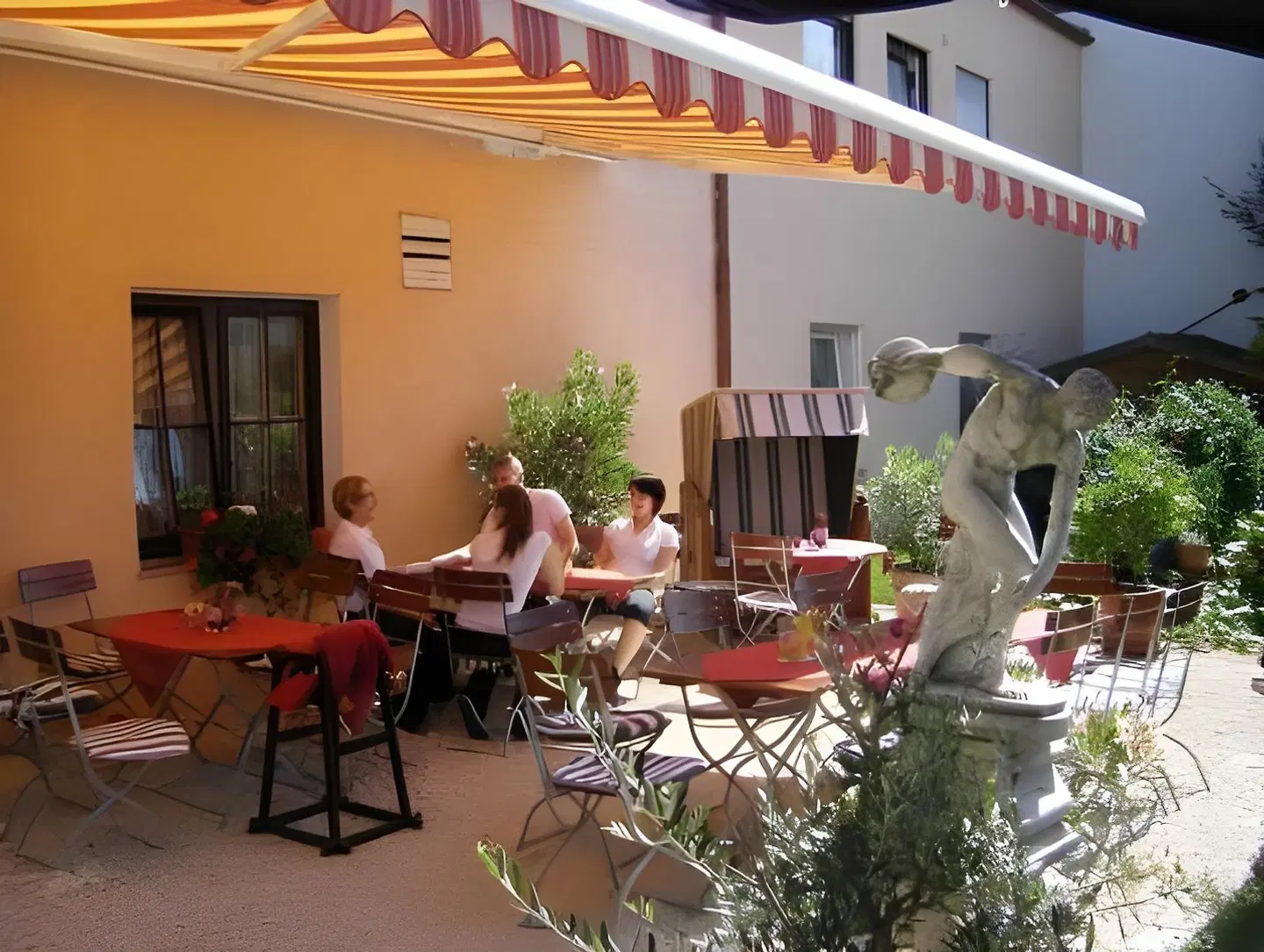 AKZENT Hotel Murrerhof Terrasse