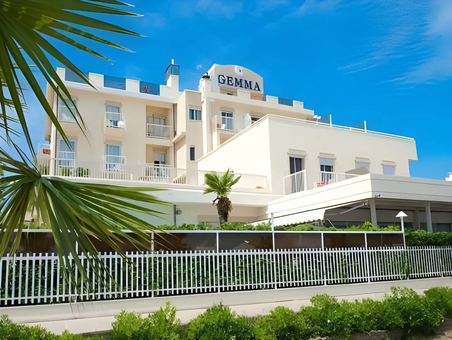 Gemma EXTERIOR