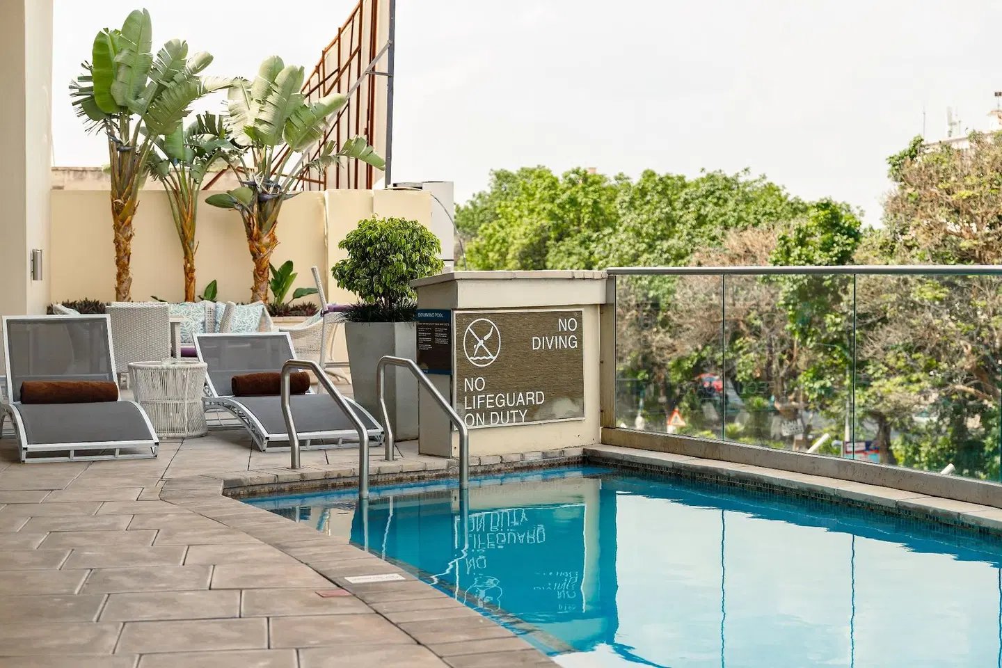 Hilton Garden Inn Lusaka Society Business Park OUTDOOR_POOL