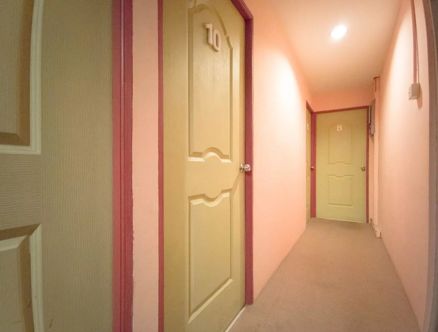 Koptel Hotel BATHROOM