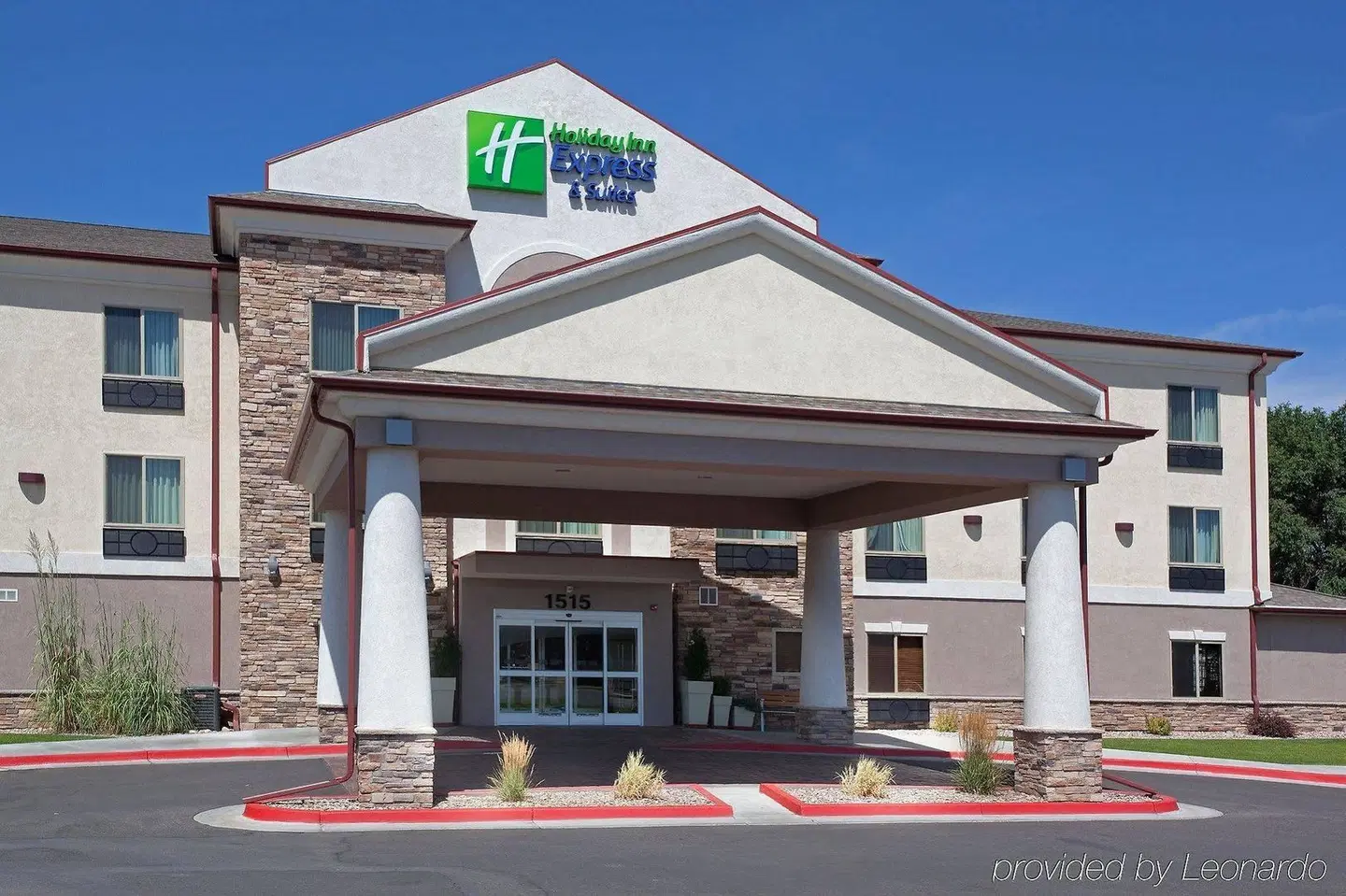 Holiday Inn Express & Suites Vernal - Dinosaurland by IHG EXTERIOR