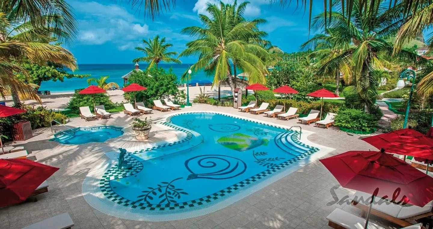 Sandals Grande St. Lucian Spa & Beach Resort OUTDOOR_POOL