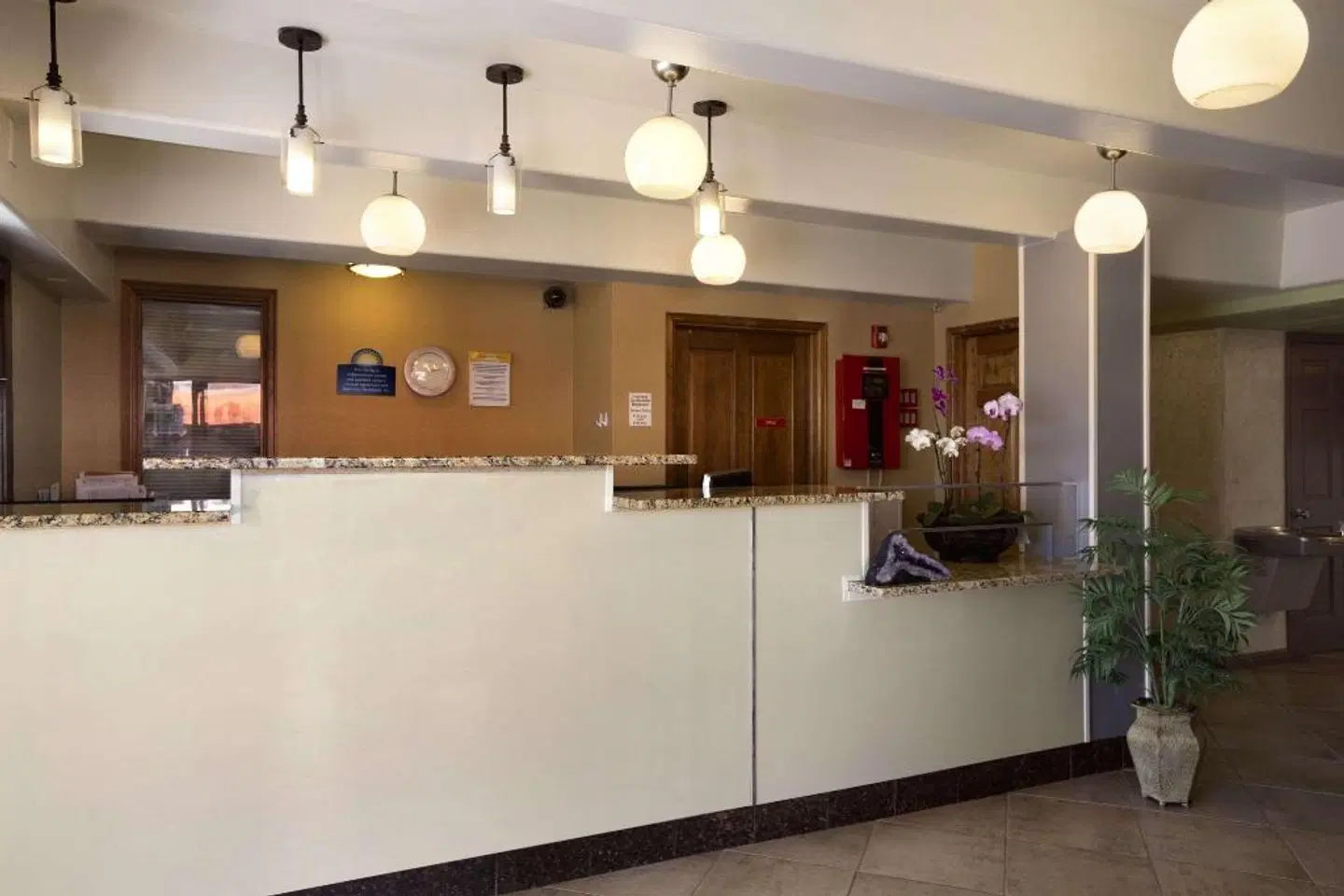 Days Inn by Wyndham Denver Downtown LOUNGE_LOBBY
