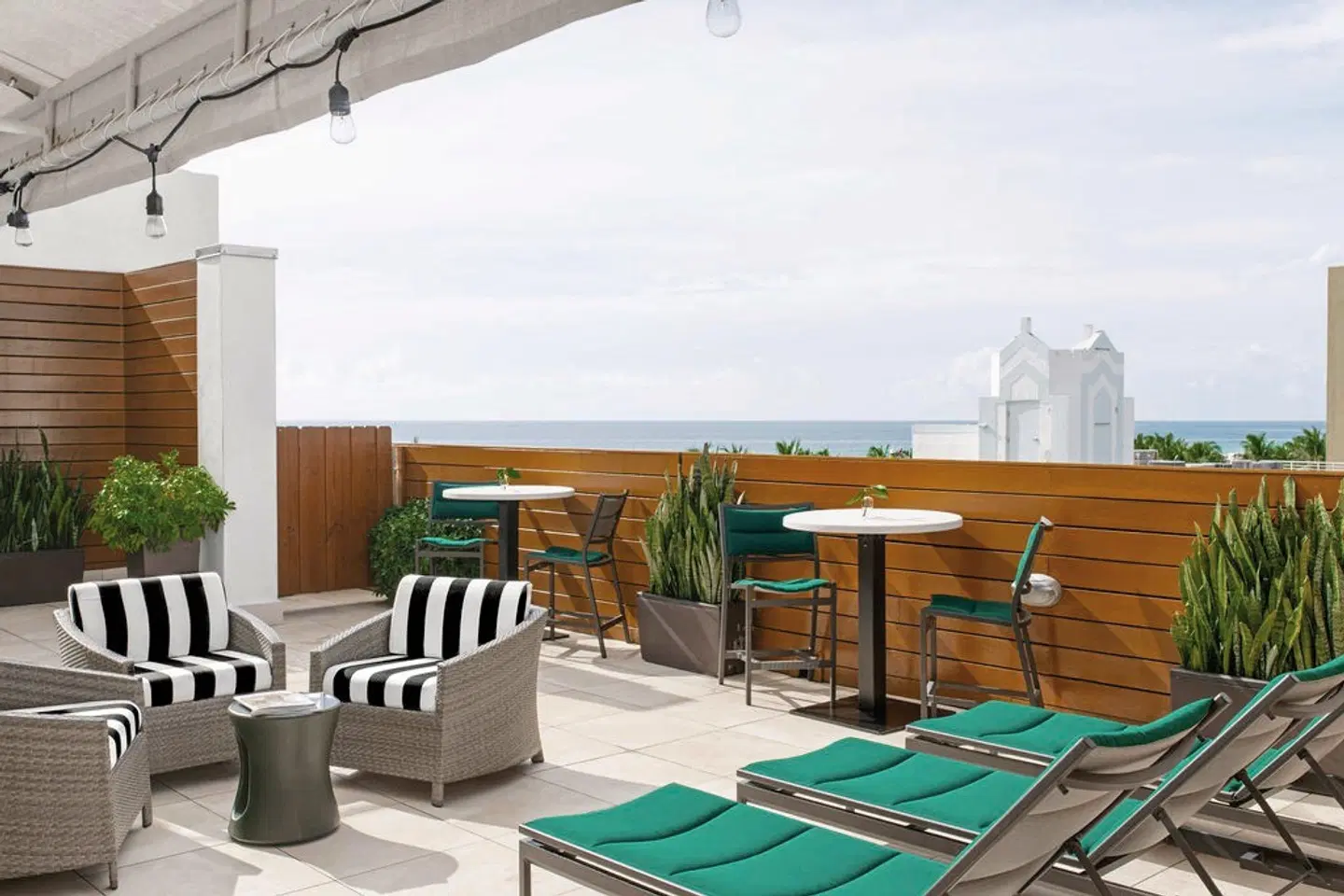 Eurostars Winter Haven Terrasse