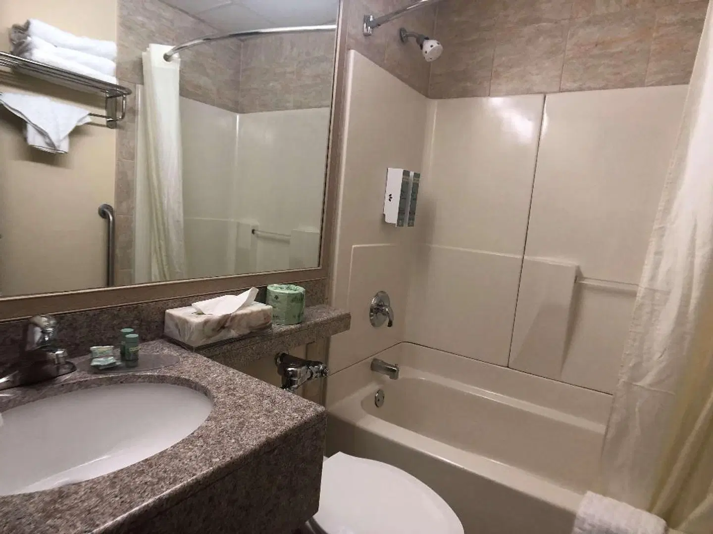 Best Western Jamaica Inn Badezimmer