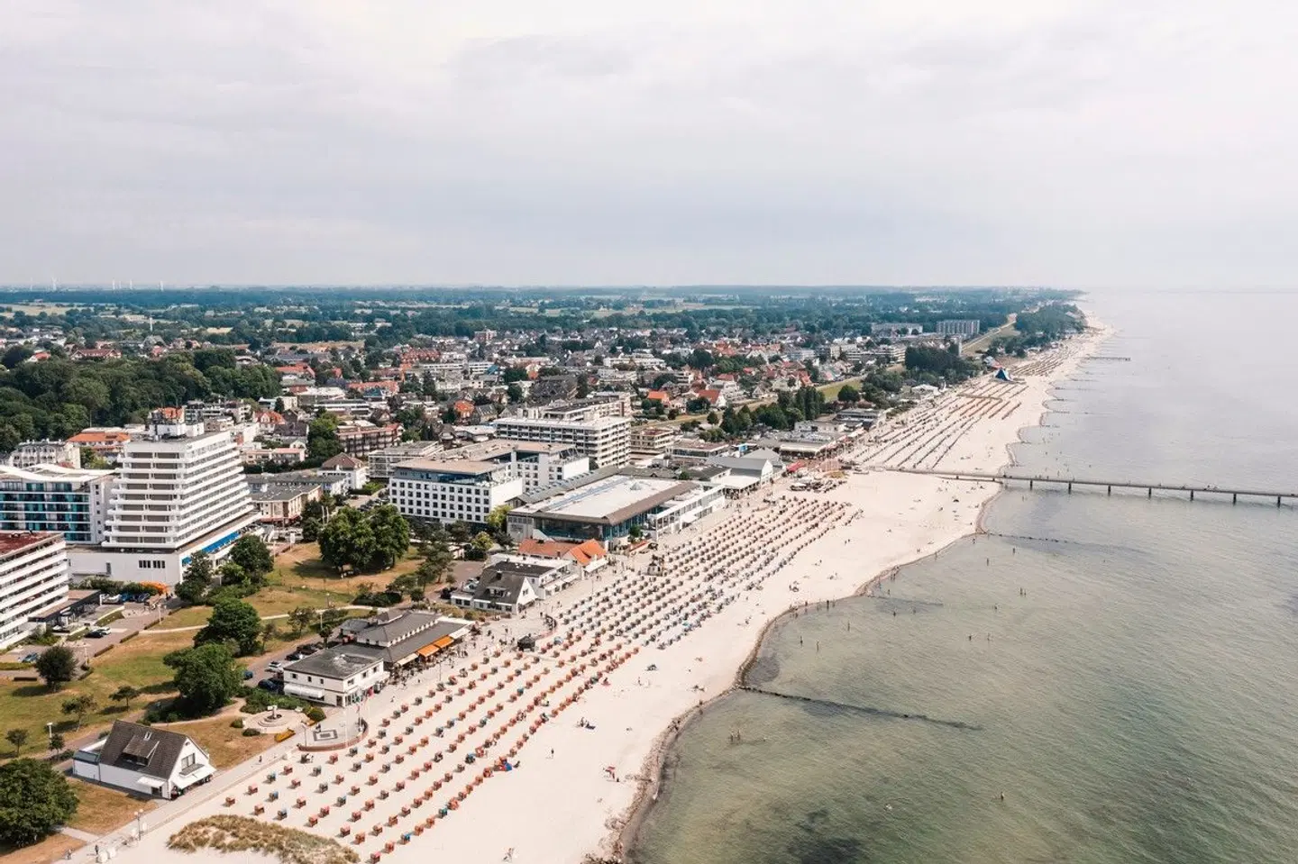aja Grömitz BEACH