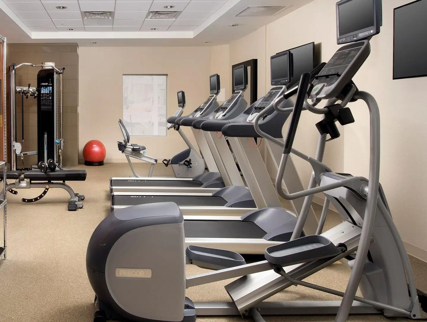 Home2 Suites by Hilton Denver International Airport SPORTS_AND_LEISURE