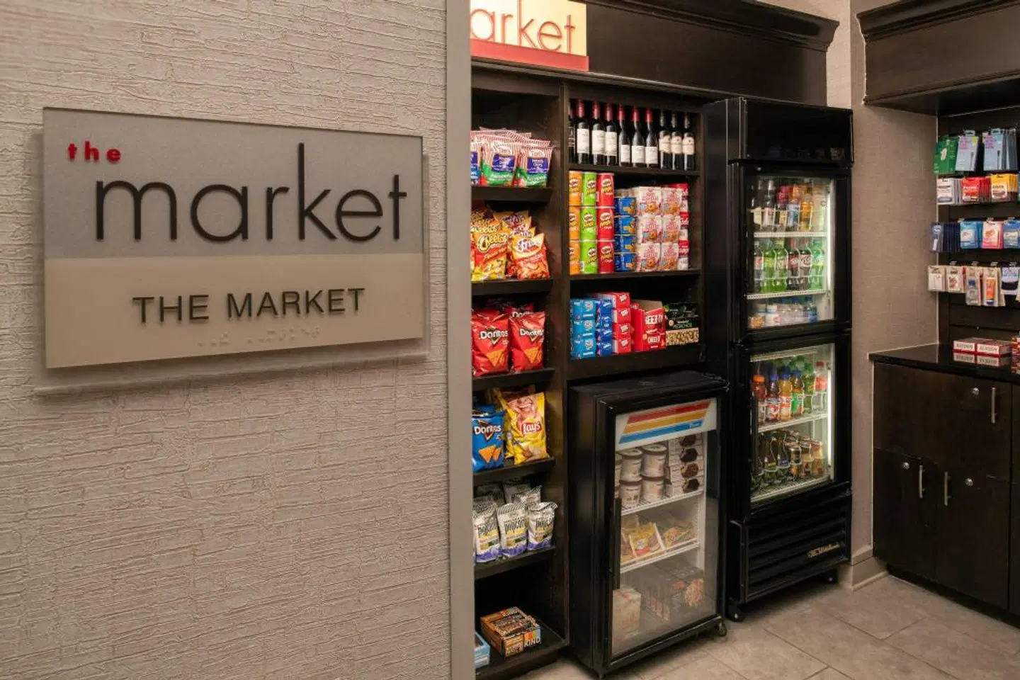 SpringHill Suites by Marriott Seattle Downtown Bar