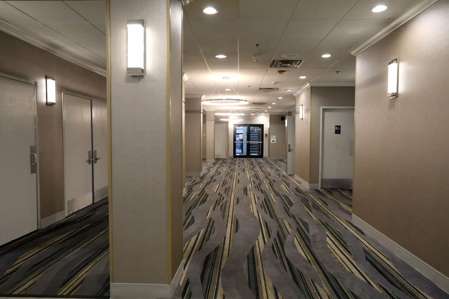 Holiday Inn O'Hare Area HEALTH_BEAUTY