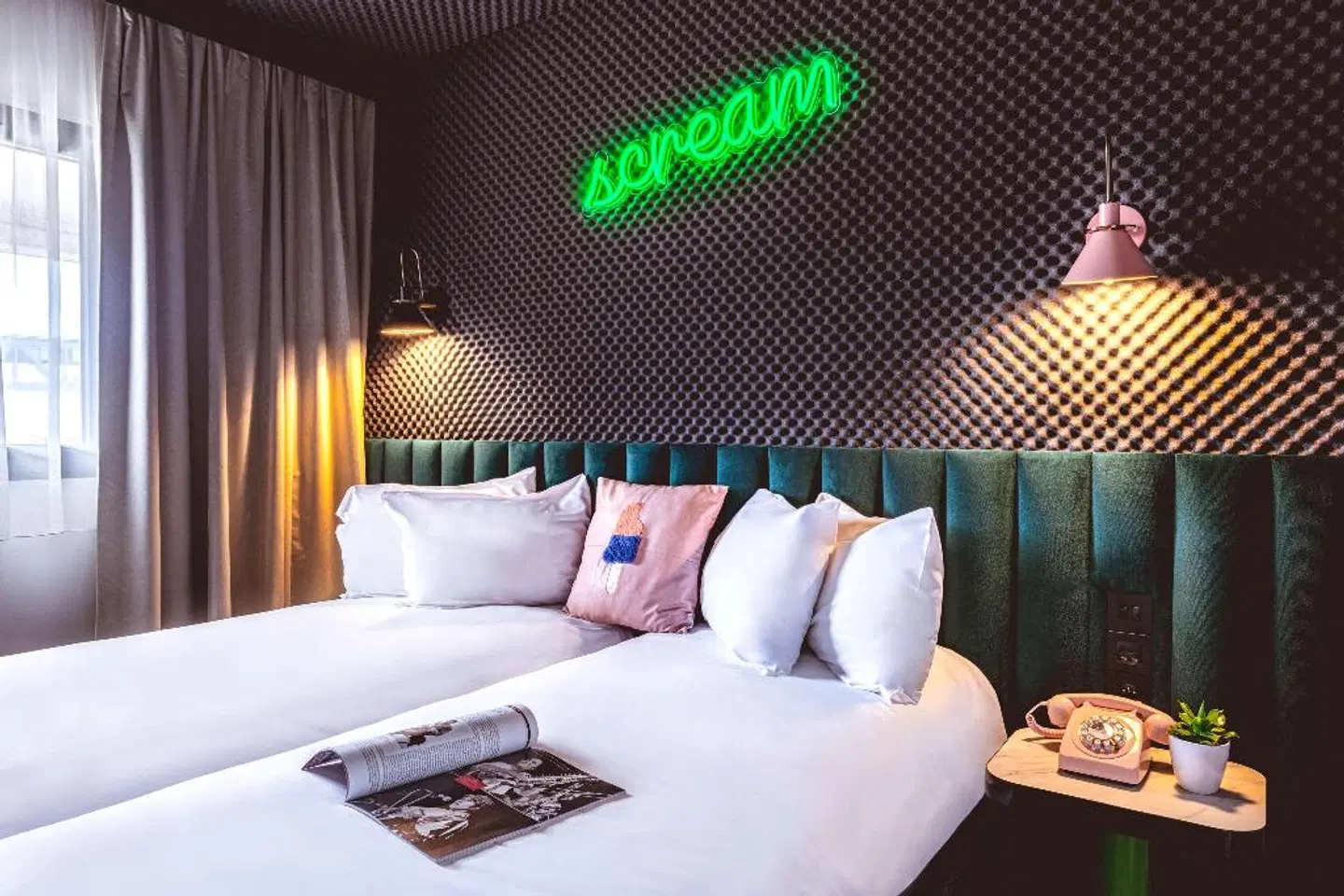 Le ReMIX Hotel LOUNGE_LOBBY