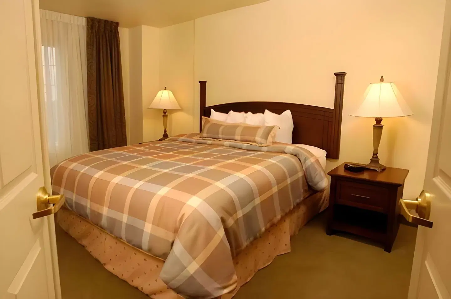 Staybridge Suites Denver International Airport by IHG ROOM_EXAMPLE
