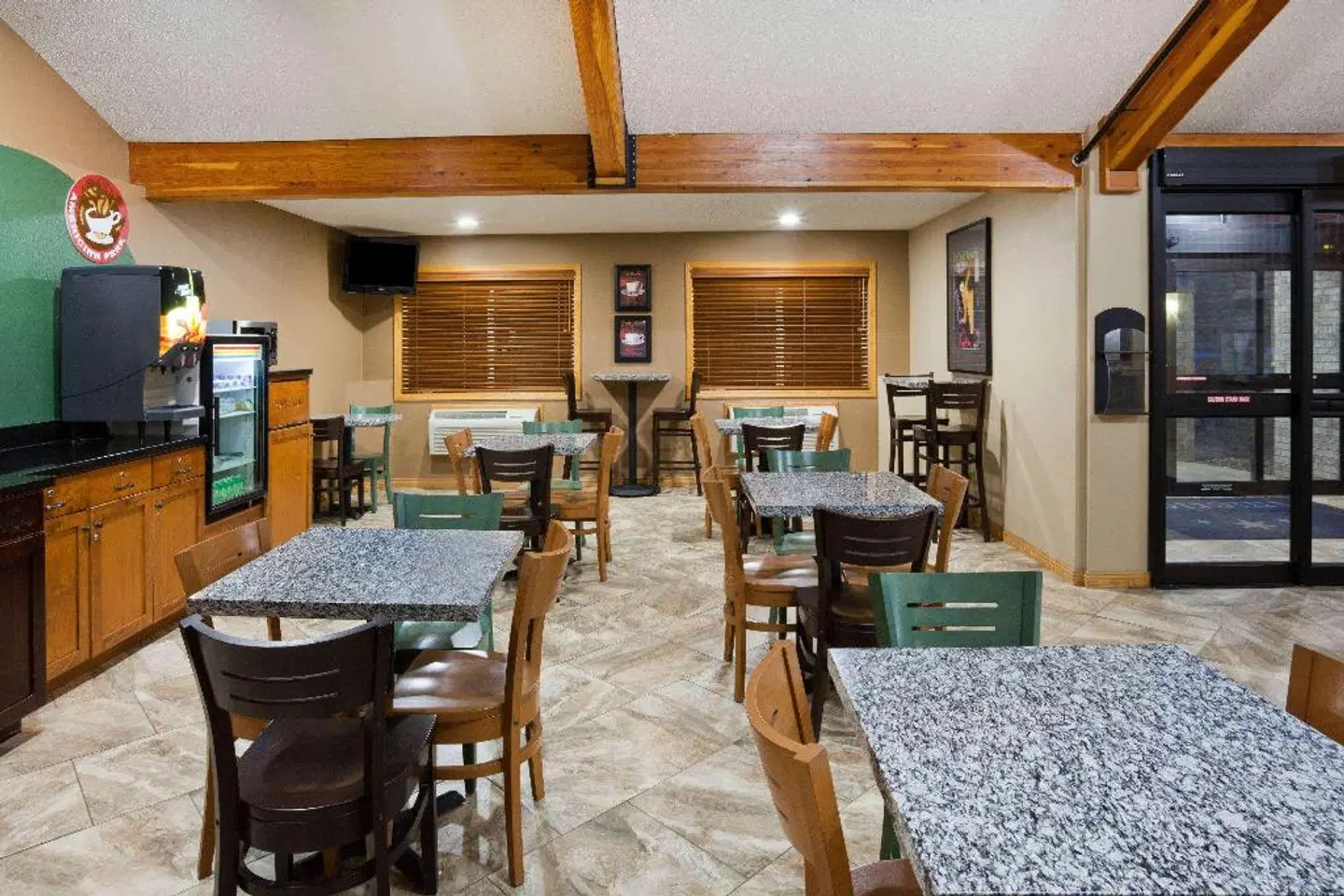 AmericInn by Wyndham Sartell Restaurant