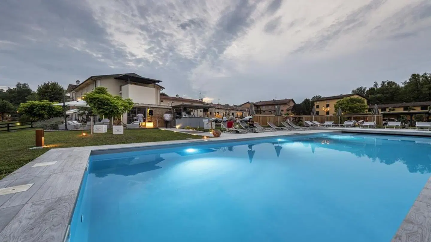 La Casa del Mulino OUTDOOR_POOL