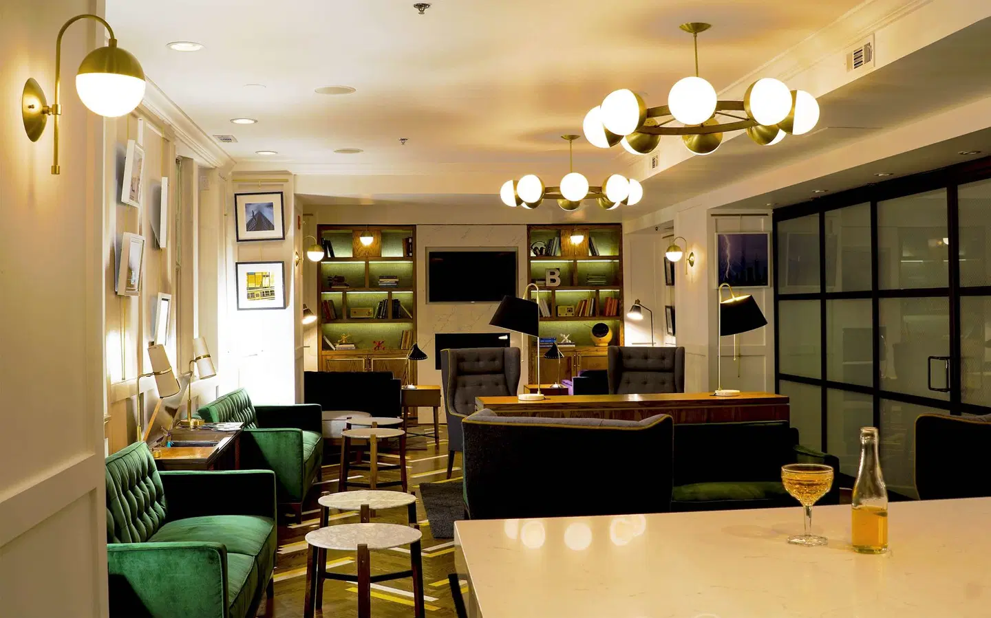 ACME Hotel Chicago, Outset Collection by Hilton LOUNGE_LOBBY