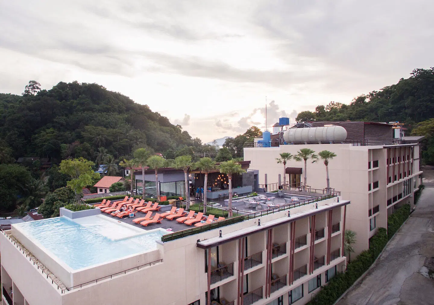 Bandara Phuket Beach Resort Terrasse