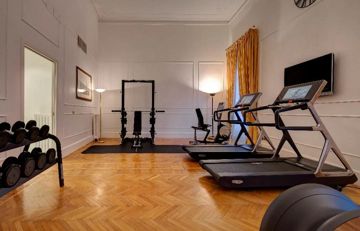 Grand Hotel Plaza SPORTS_AND_LEISURE