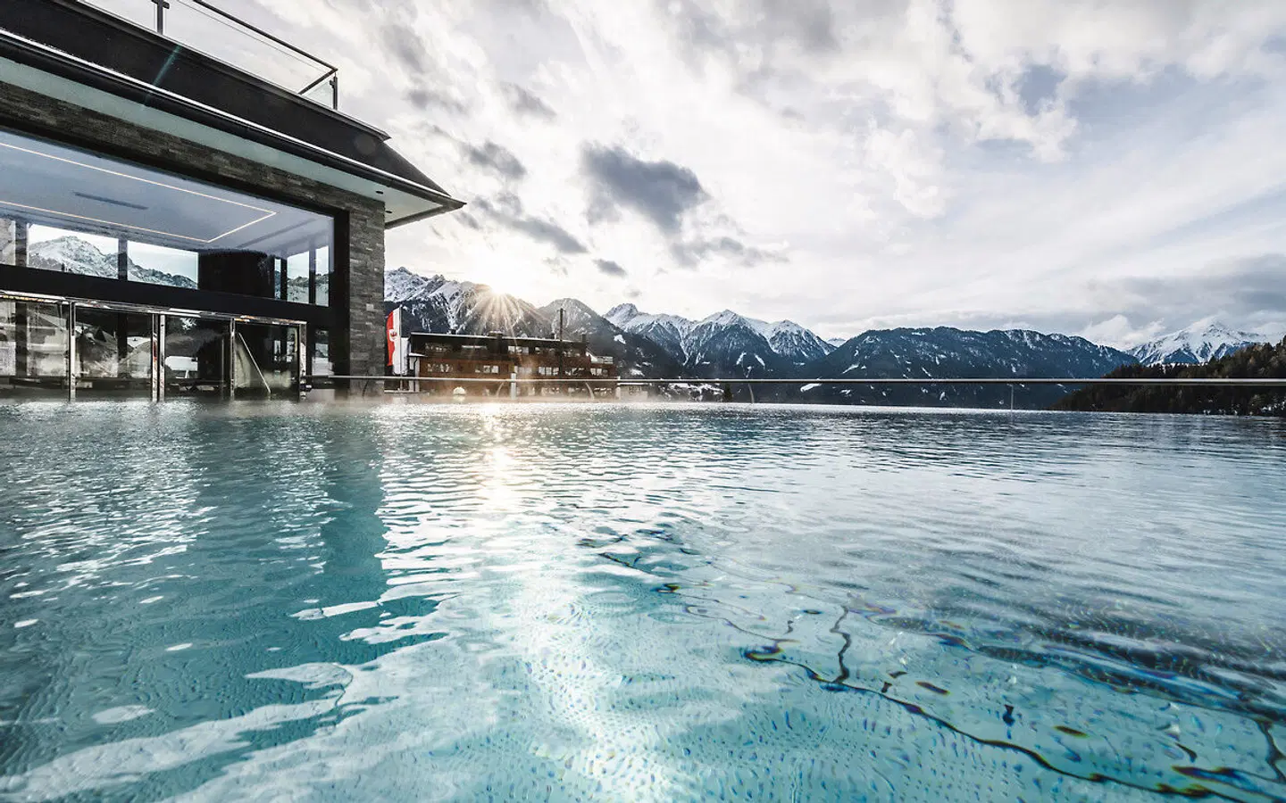 Wellnesshotel Cervosa - Gourmet & Spa OUTDOOR_POOL