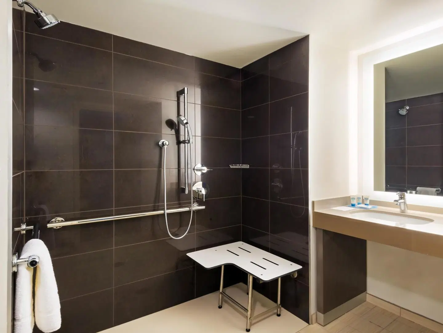 Hyatt House Denver/Downtown Badezimmer