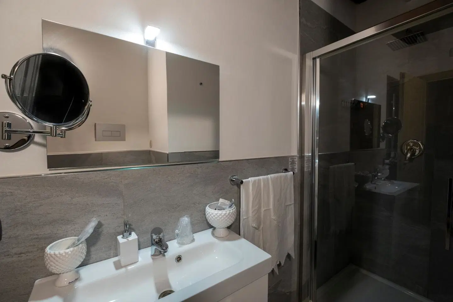 Villa del Gattopardo Suites & Spa Badezimmer