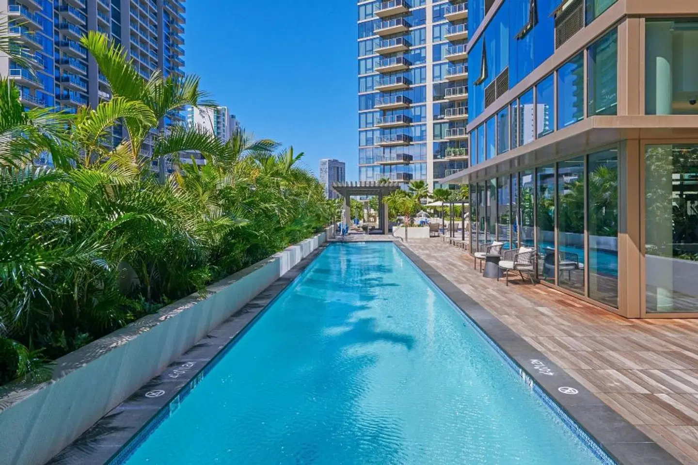 Renaissance Residences Oahu Honolulu OUTDOOR_POOL