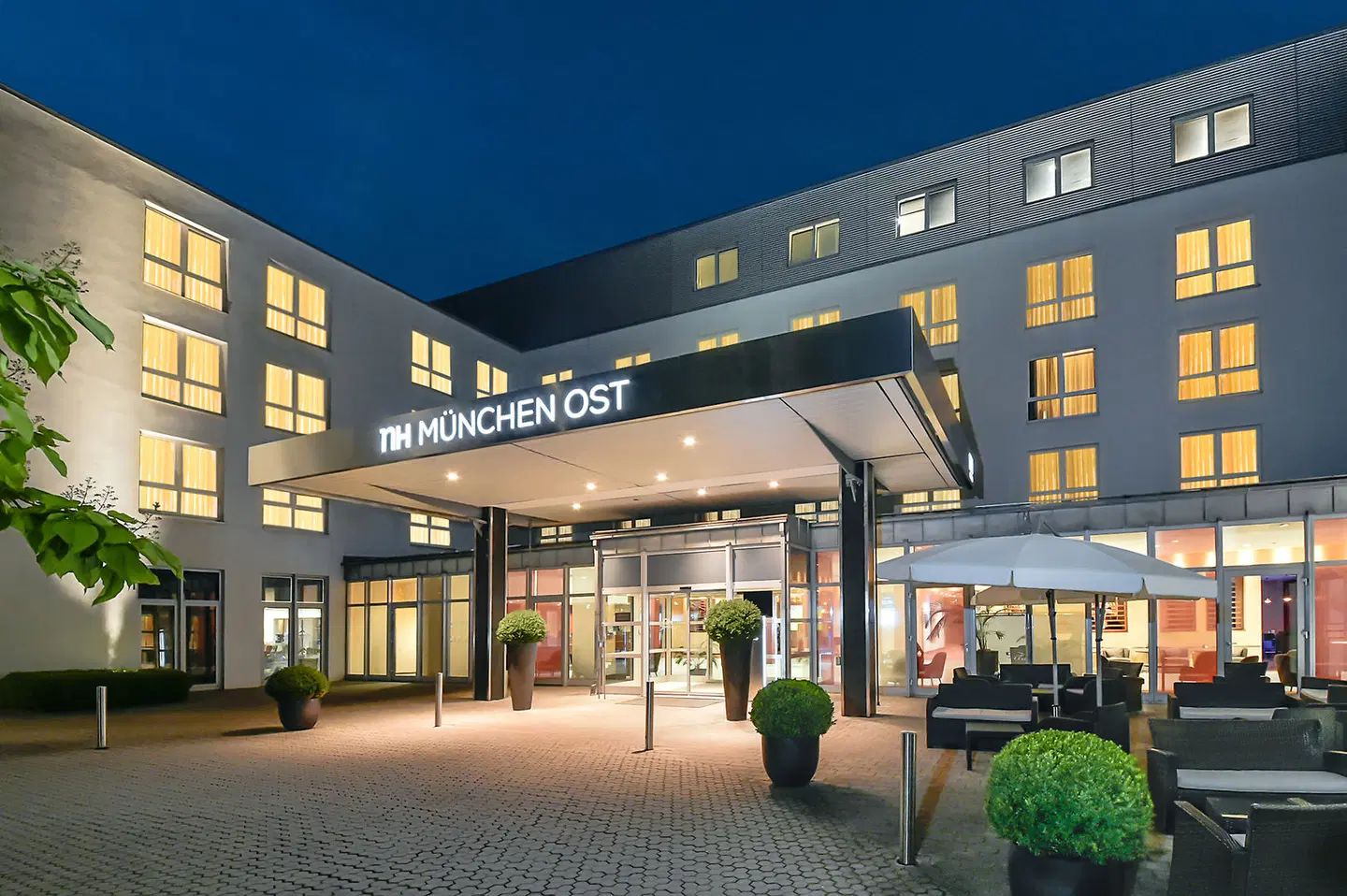 NH München Ost Conference Center EXTERIOR