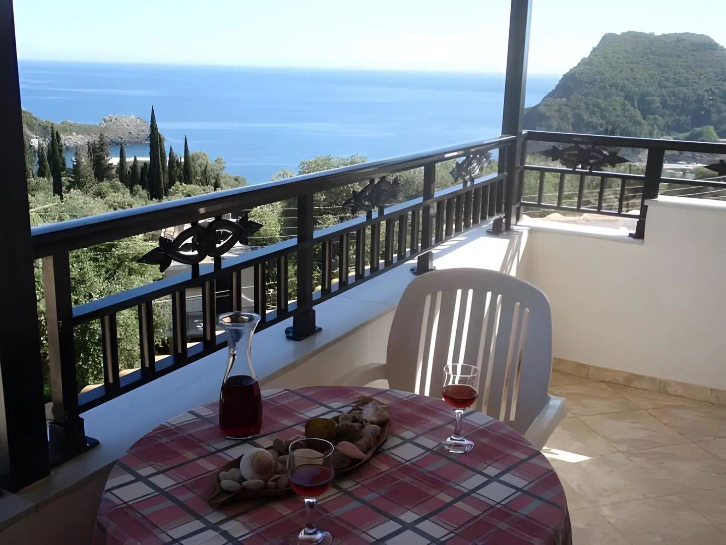 Fotini Studios Terrasse