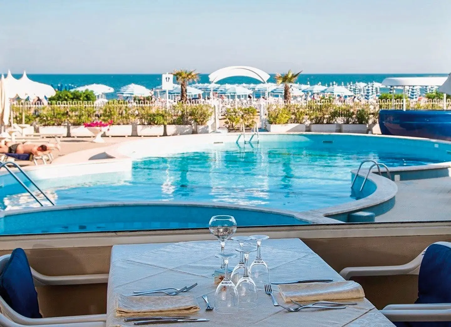 Galassia OUTDOOR_POOL