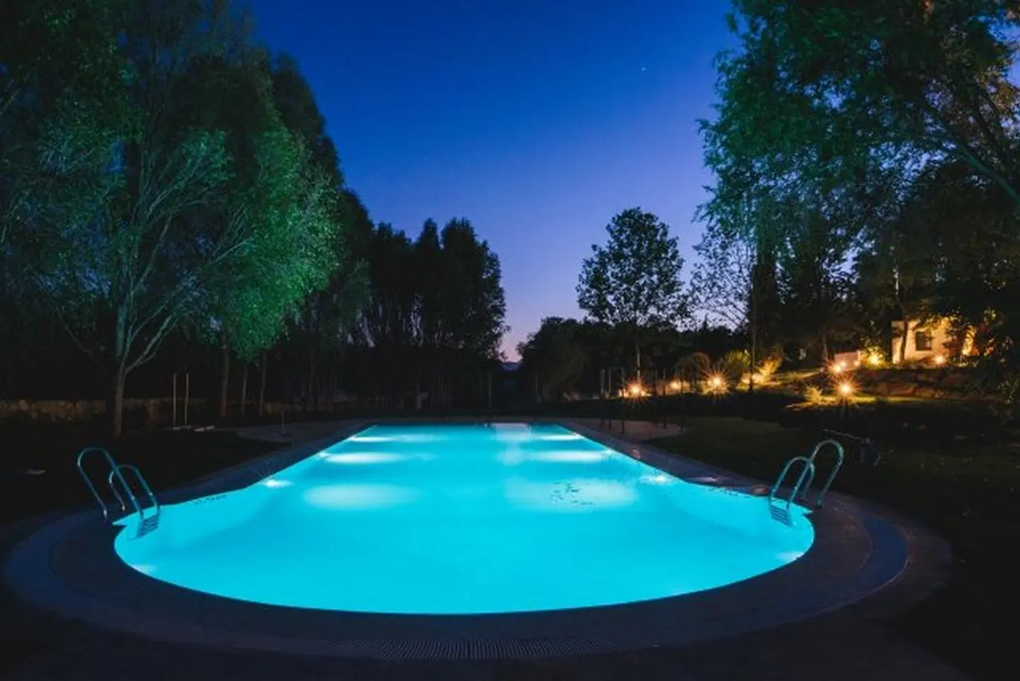 Hotel Bodega El Juncal OUTDOOR_POOL