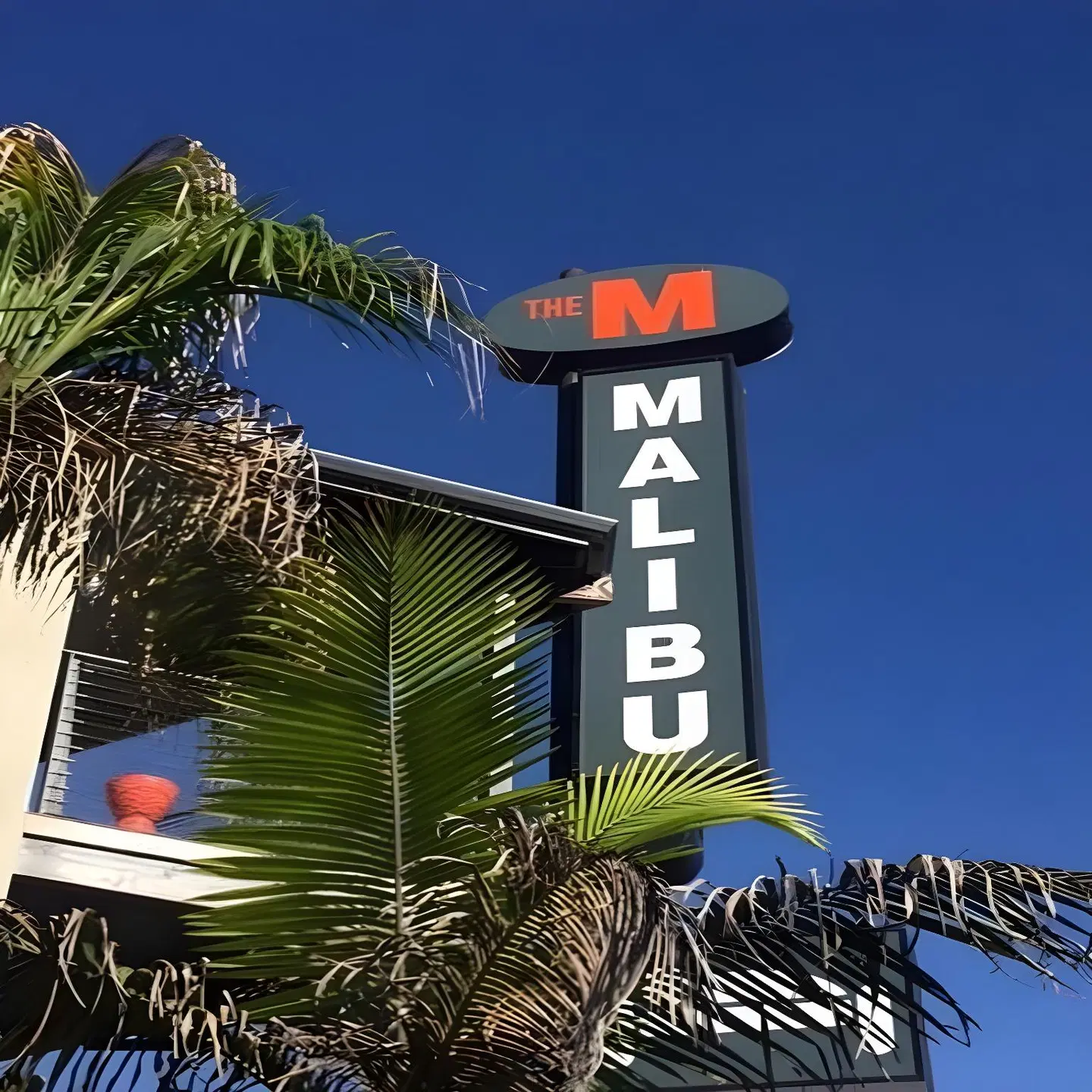 The Malibu Motel EXTERIOR