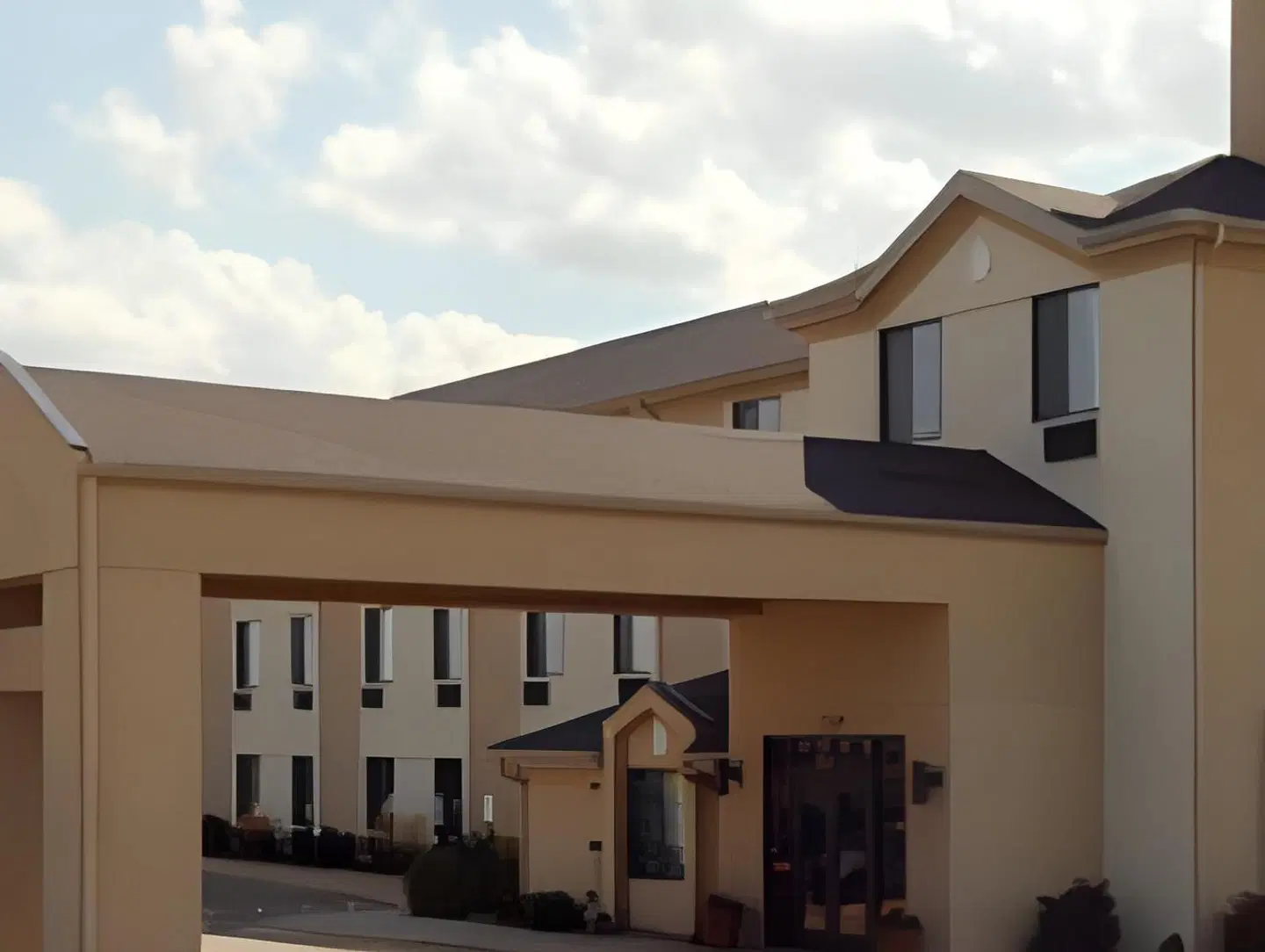 AmericInn Rochester Airport EXTERIOR