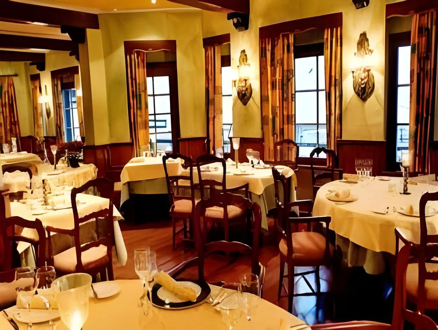 El Lodge Restaurant