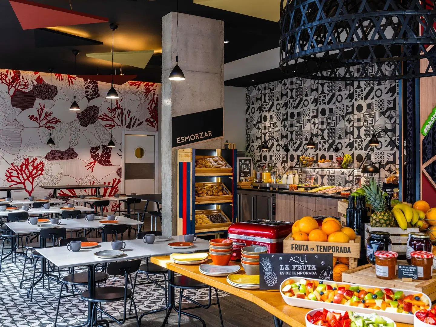 Ibis Styles Barcelona City Bogatell Restaurant