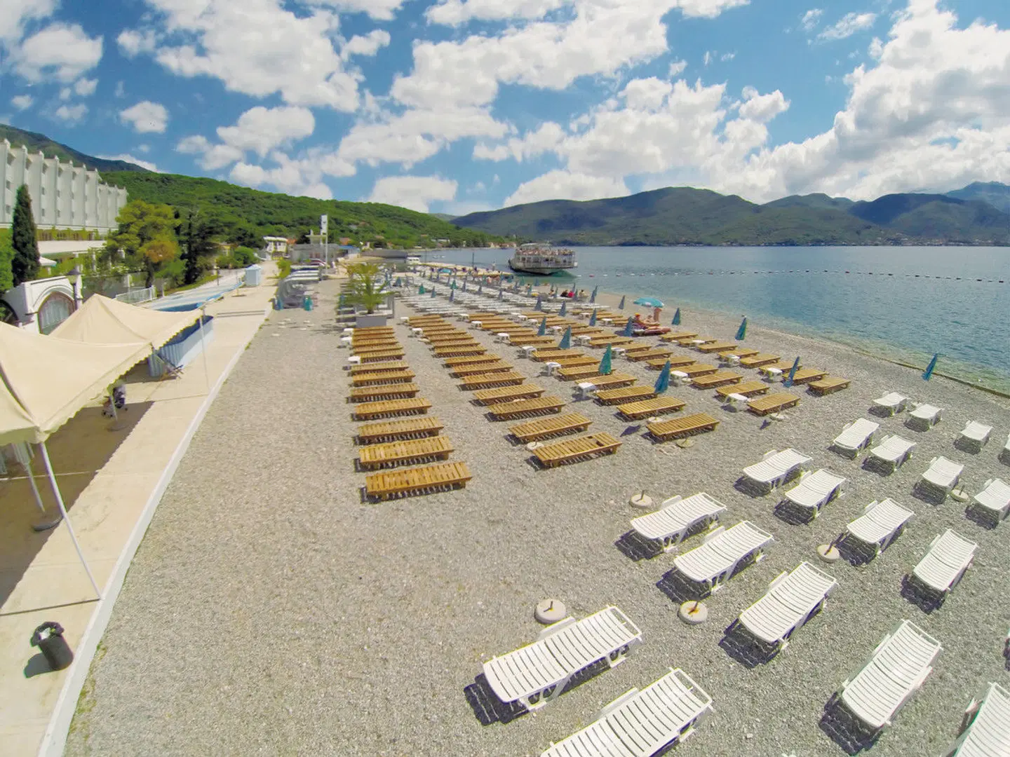 Carine Hotel Delfin Strand
