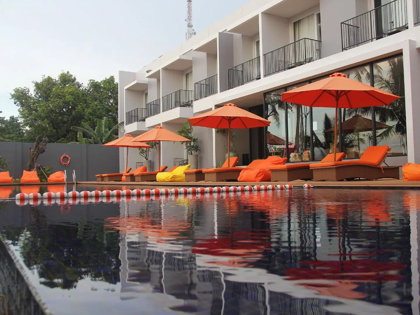 Double G Resort Anyer OUTDOOR_POOL