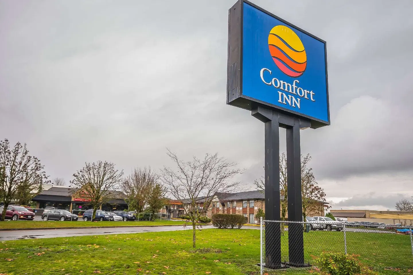 Comfort Inn Chilliwack EXTERIOR