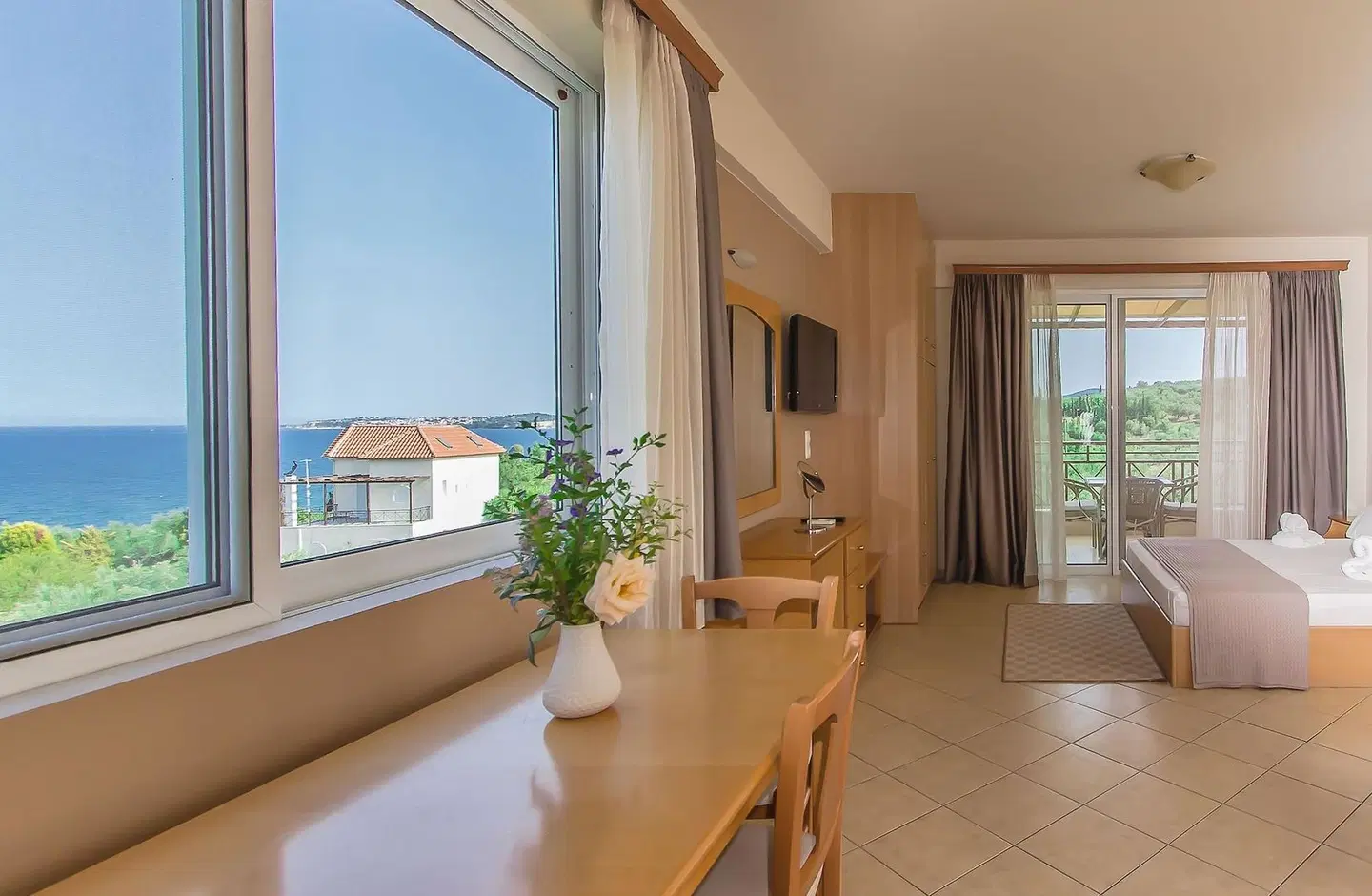 Colonides Beach Hotel ROOM_EXAMPLE