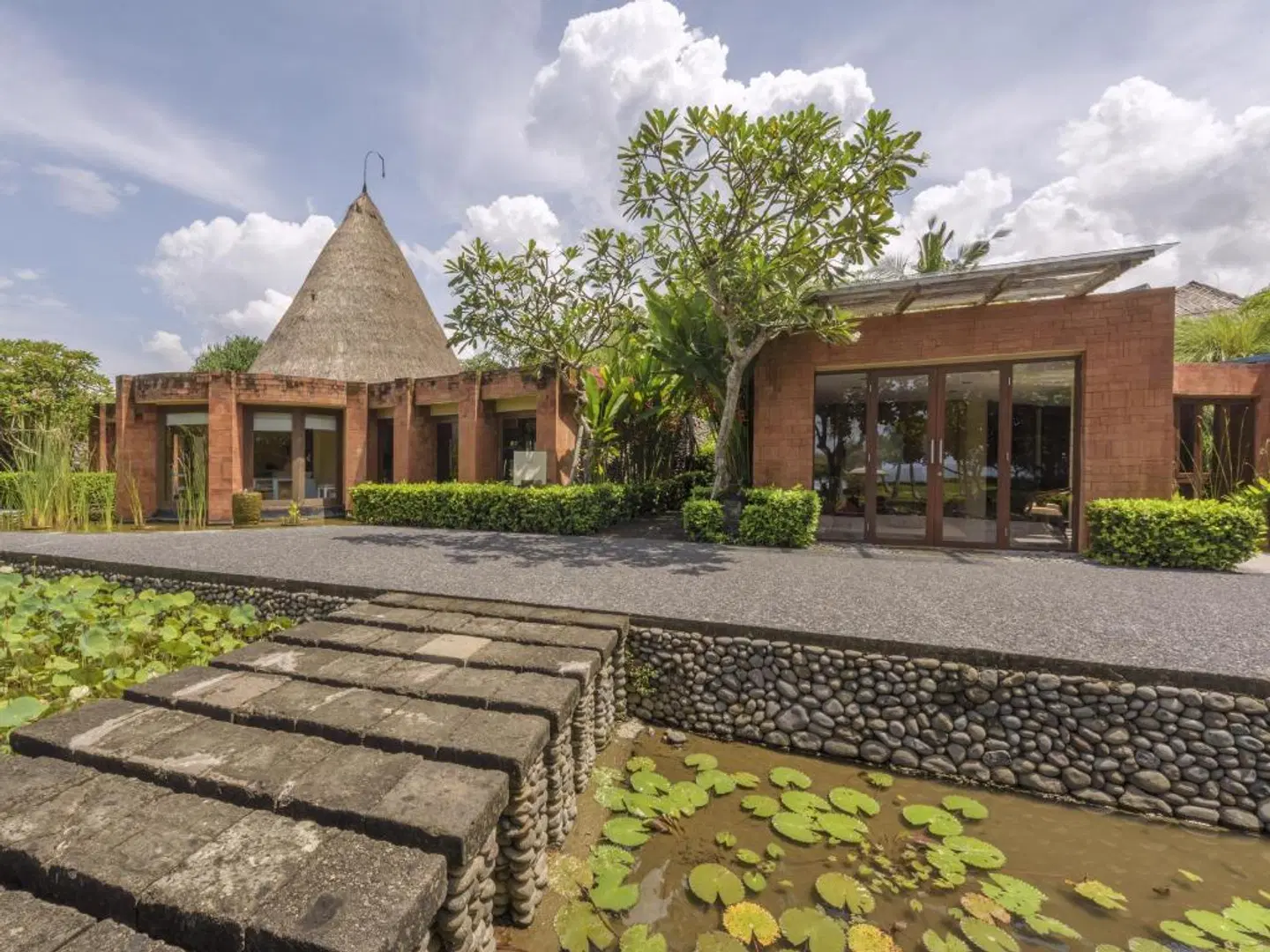 WakaGangga EXTERIOR
