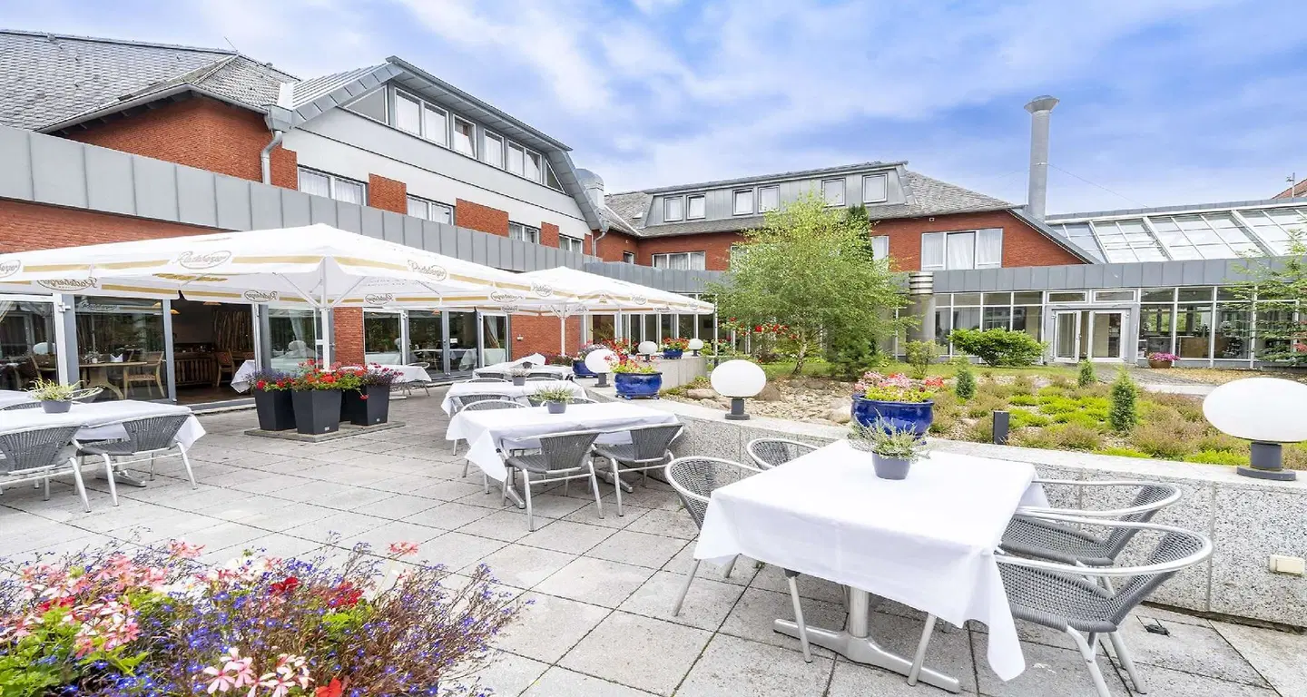 Plaza INN Heidehof Terrasse
