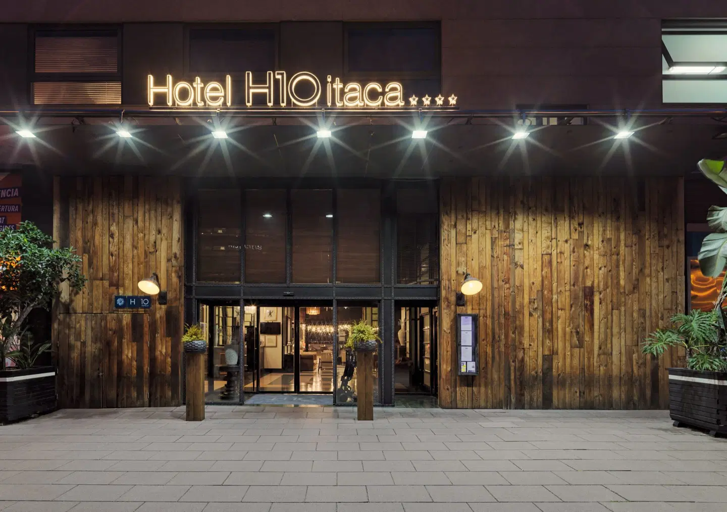 H10 Itaca EXTERIOR