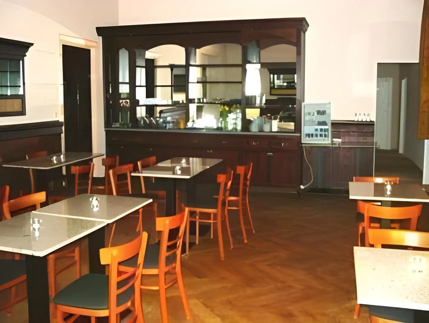Hotel Aster Bar