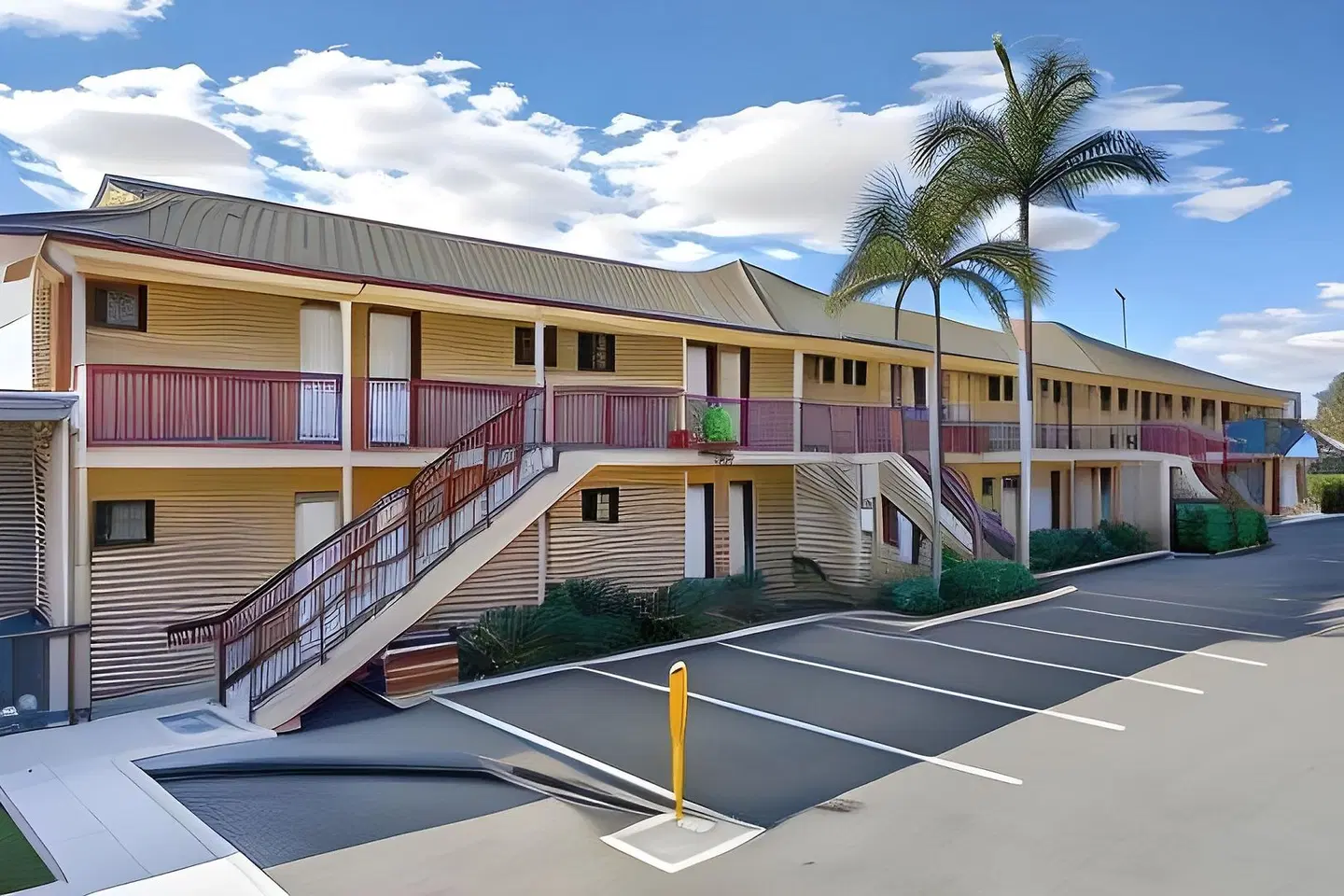 Gateway Motel EXTERIOR