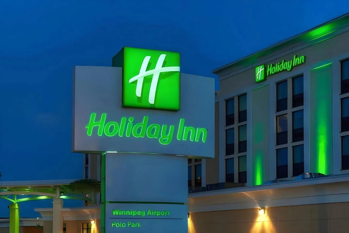 Holiday Inn Express Winnipeg Airport - Polo Park by IHG EXTERIOR