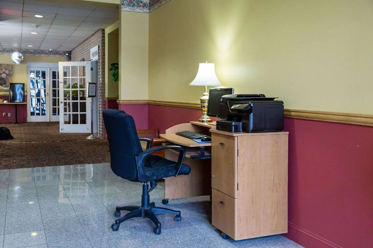 Econo Lodge LOUNGE_LOBBY